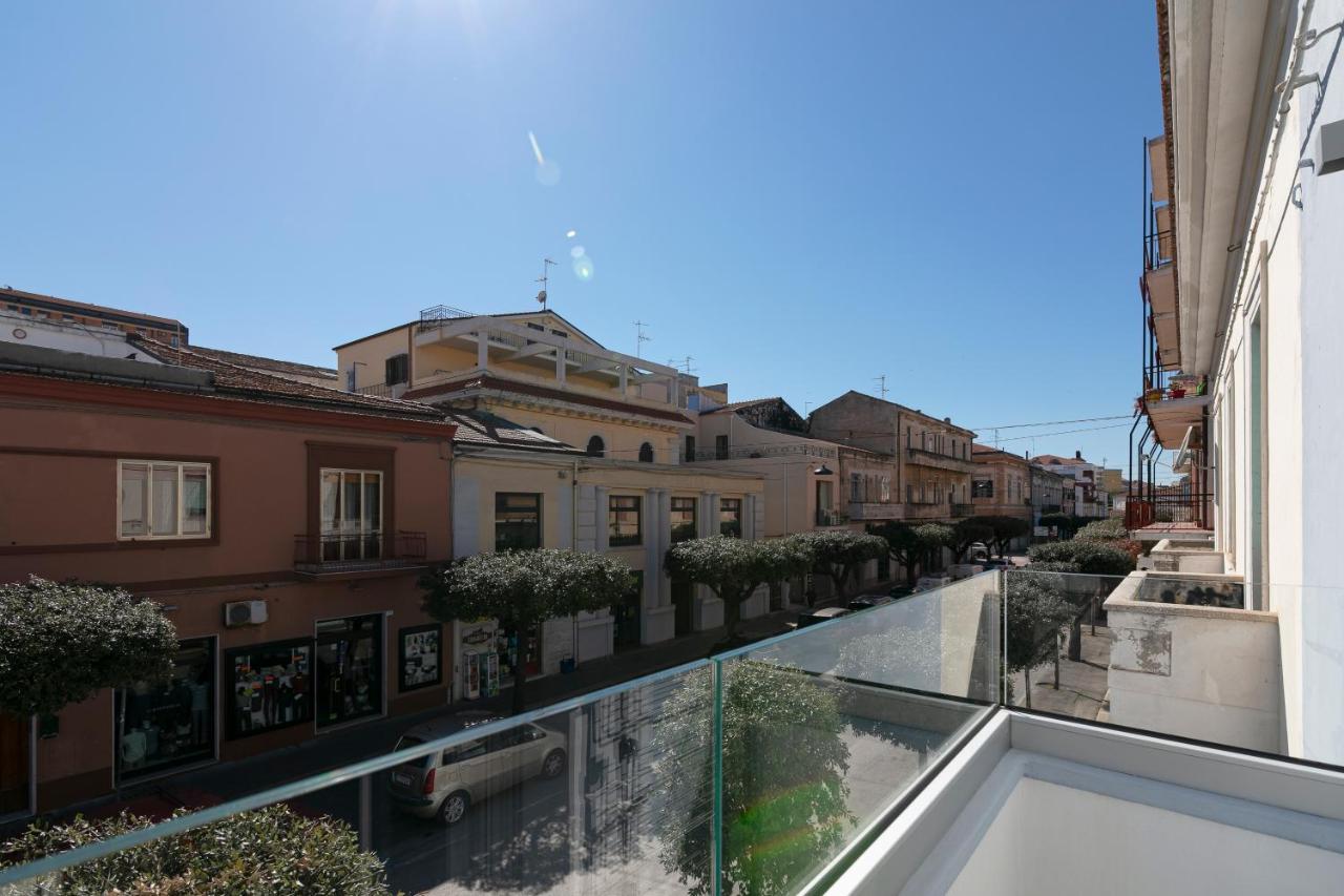 Brigida 103 Bed & Breakfast Termoli Bagian luar foto